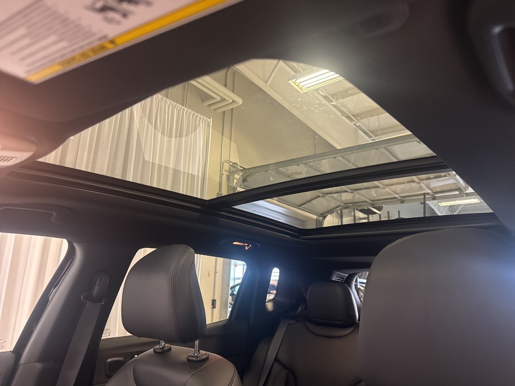 new 2025 Jeep Compass car, priced at $38,694