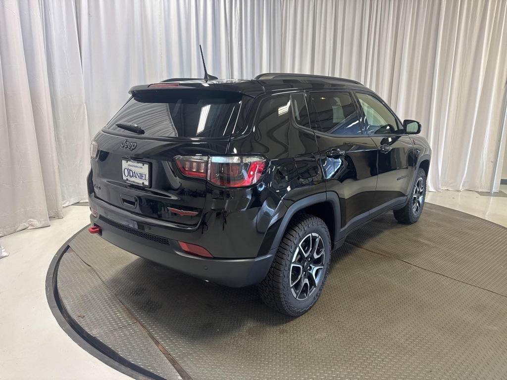 new 2025 Jeep Compass car, priced at $38,694