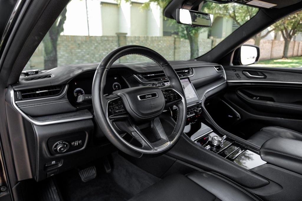 used 2021 Jeep Grand Cherokee L car, priced at $35,308
