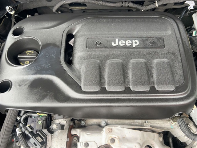 used 2019 Jeep Cherokee car, priced at $15,911