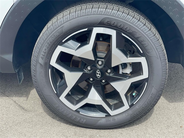 used 2022 Hyundai Santa Cruz car, priced at $25,988