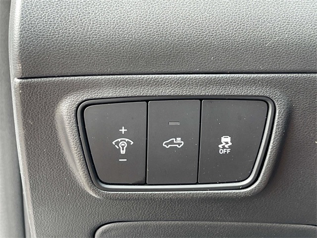 used 2022 Hyundai Santa Cruz car, priced at $25,988