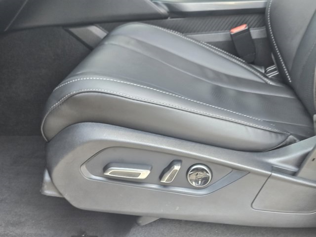 used 2025 Acura MDX car, priced at $52,400