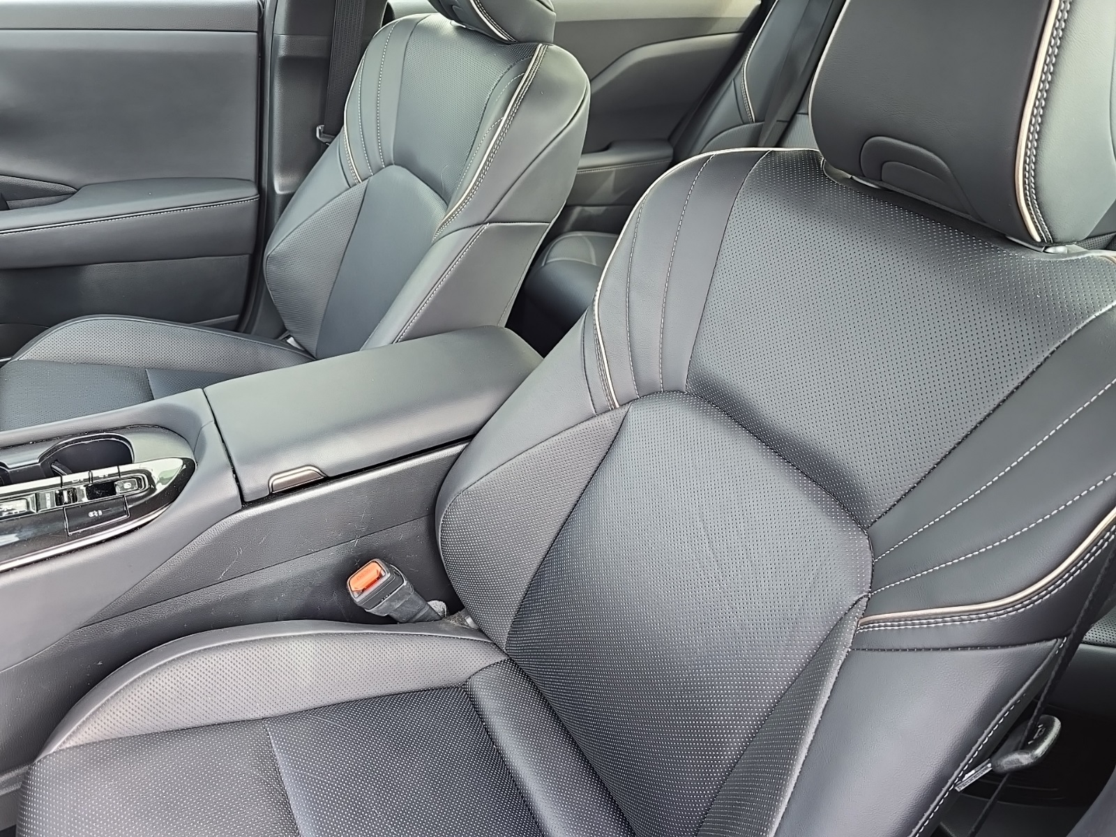 used 2024 Toyota Crown car, priced at $36,001