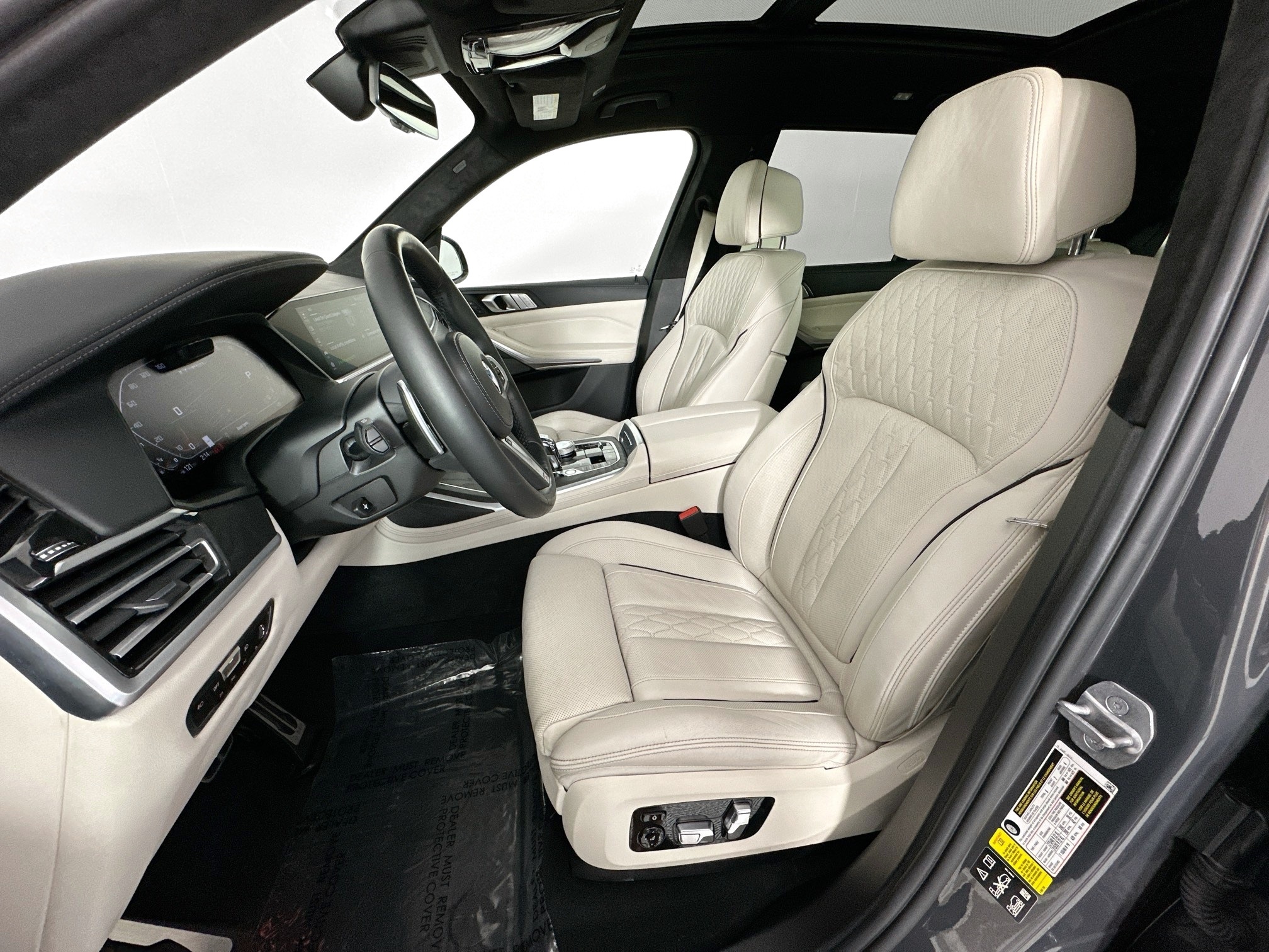 used 2022 BMW X7 car, priced at $54,998