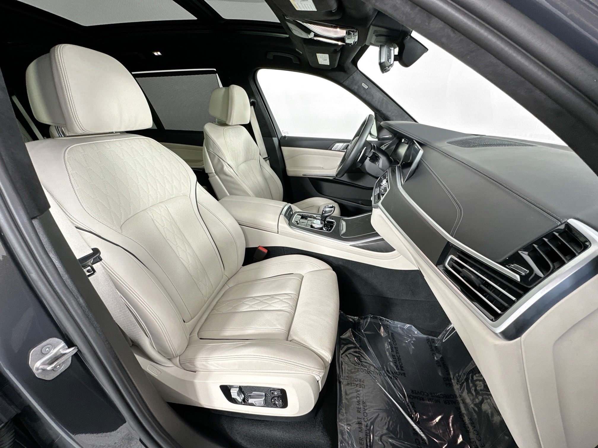 used 2022 BMW X7 car, priced at $54,998