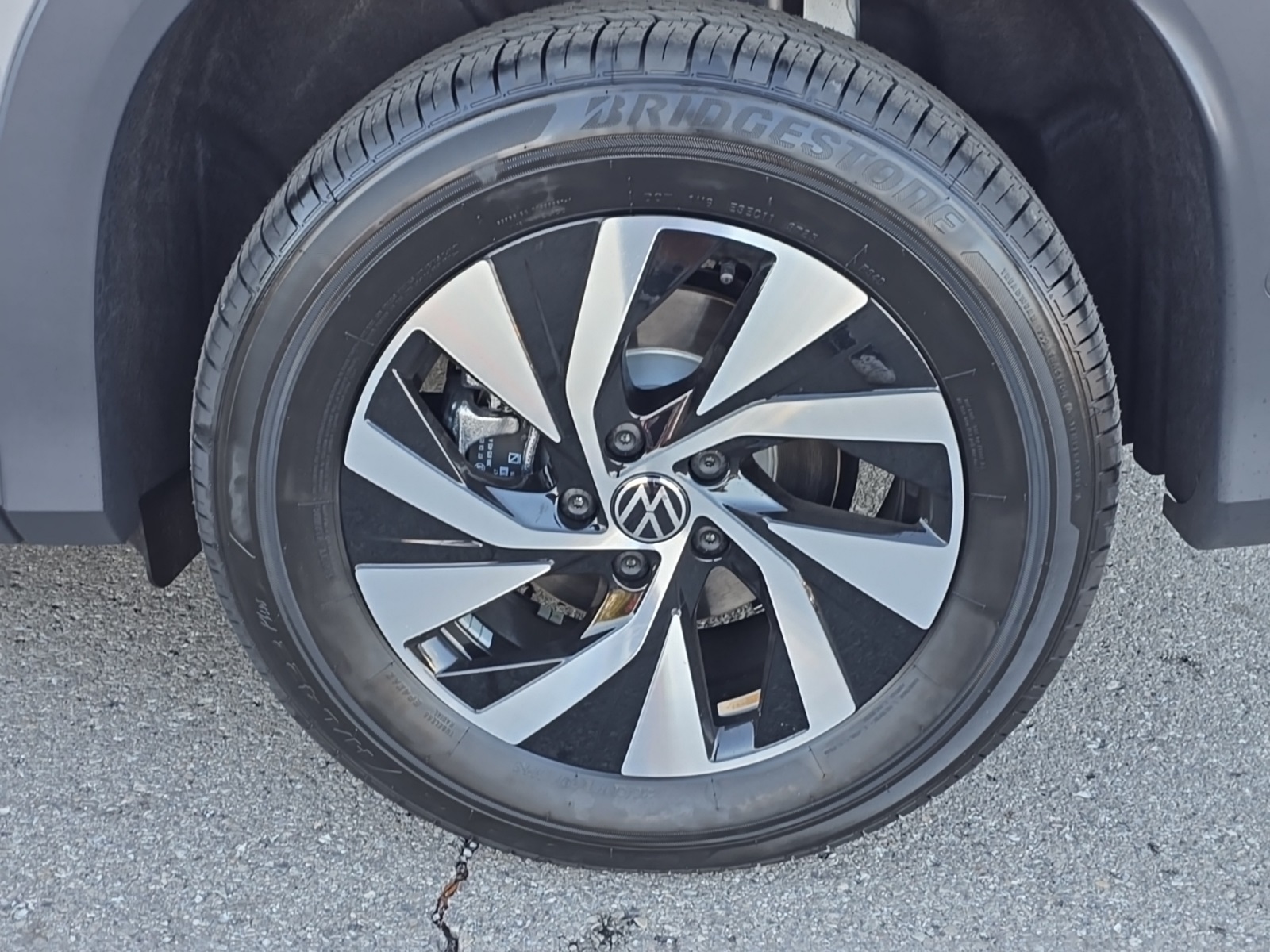 new 2026 Volkswagen Tiguan car, priced at $34,378