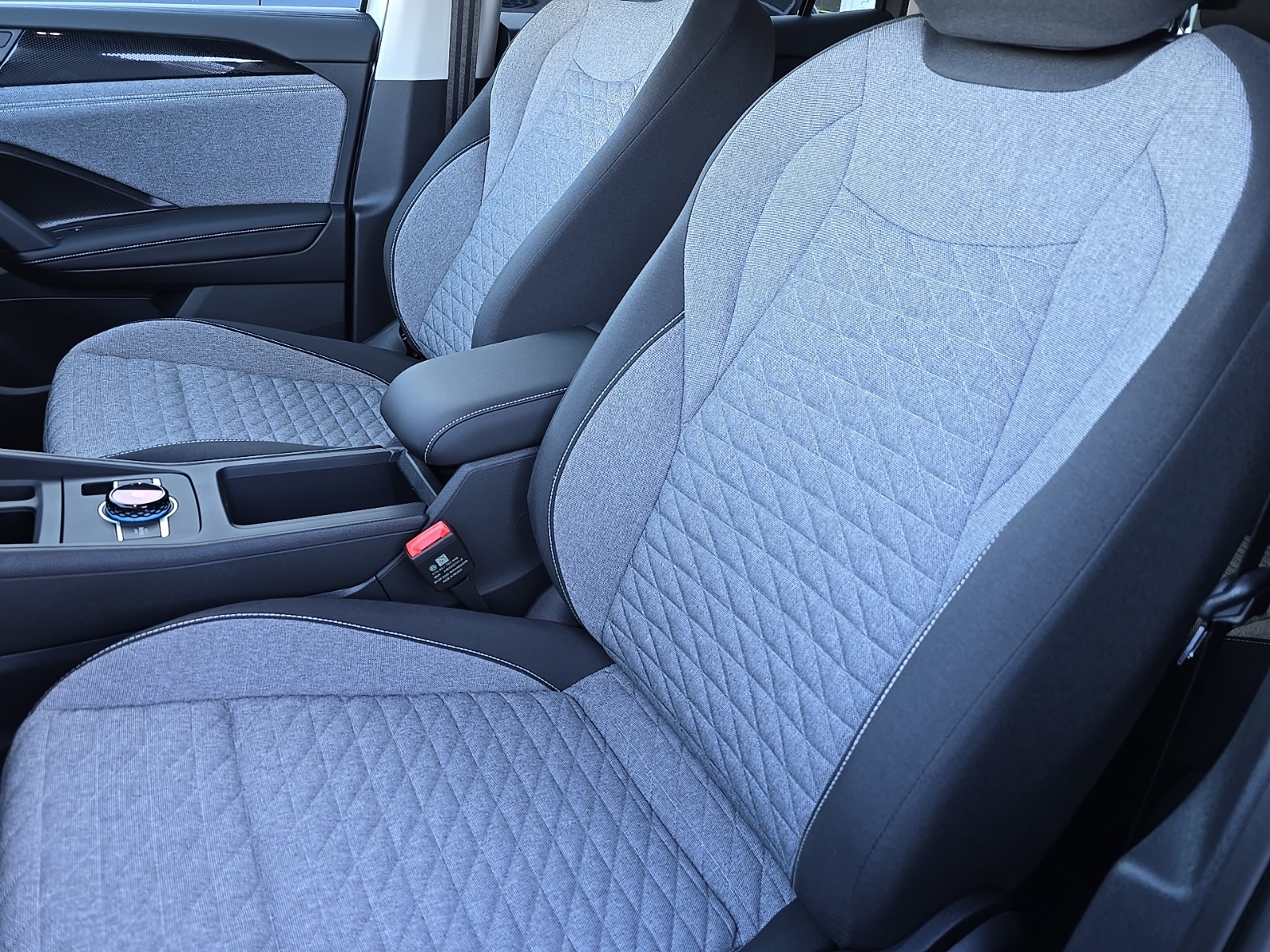 new 2026 Volkswagen Tiguan car, priced at $34,378