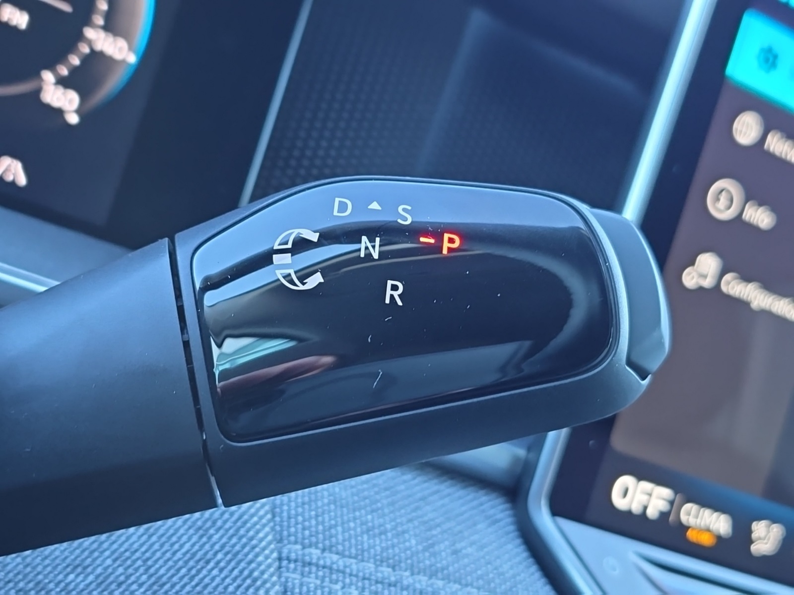 new 2026 Volkswagen Tiguan car, priced at $34,378