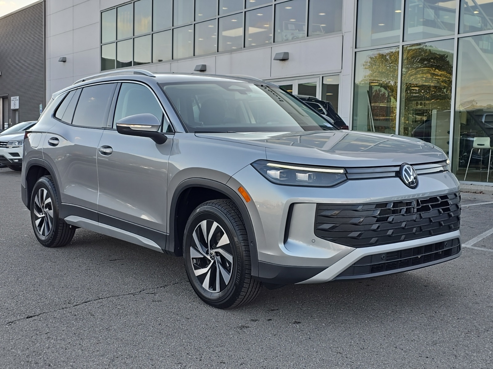 new 2026 Volkswagen Tiguan car, priced at $34,378