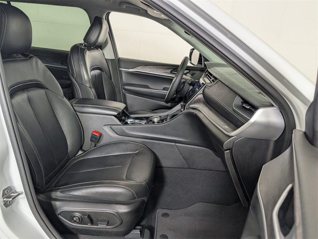 used 2023 Jeep Grand Cherokee L car, priced at $26,000