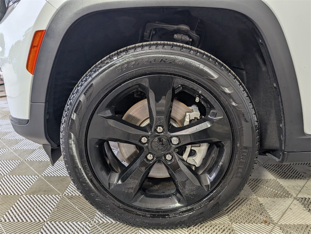 used 2023 Jeep Grand Cherokee L car, priced at $26,000