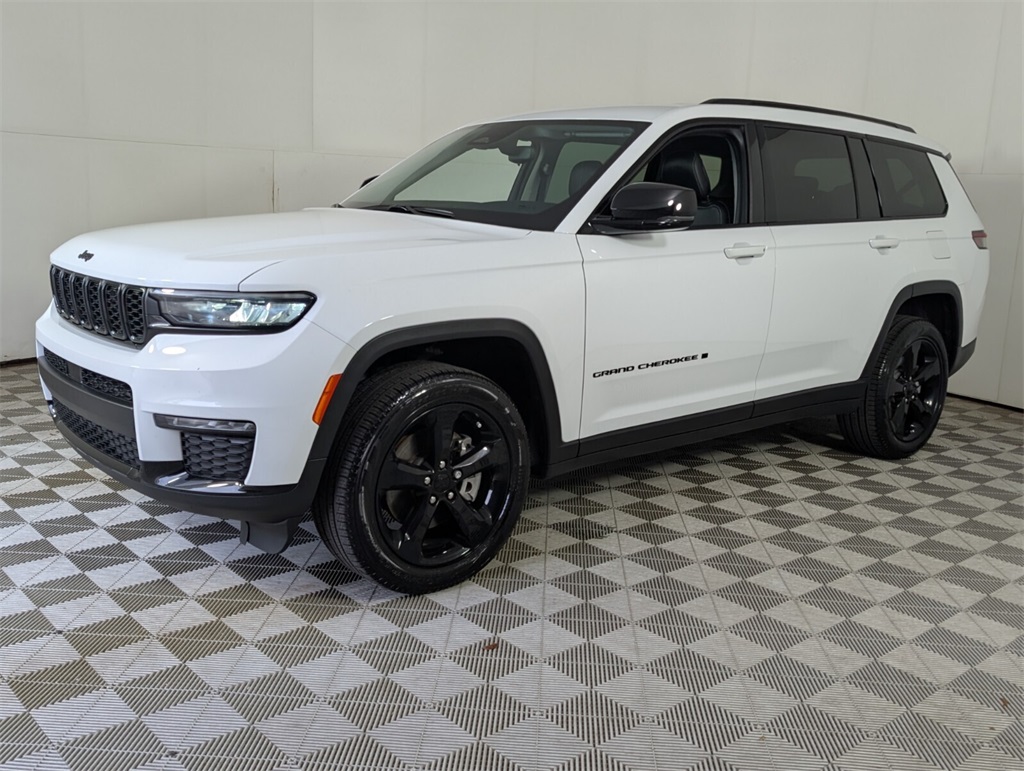 used 2023 Jeep Grand Cherokee L car, priced at $26,000