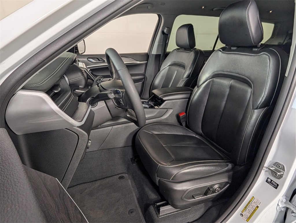 used 2023 Jeep Grand Cherokee L car, priced at $26,000