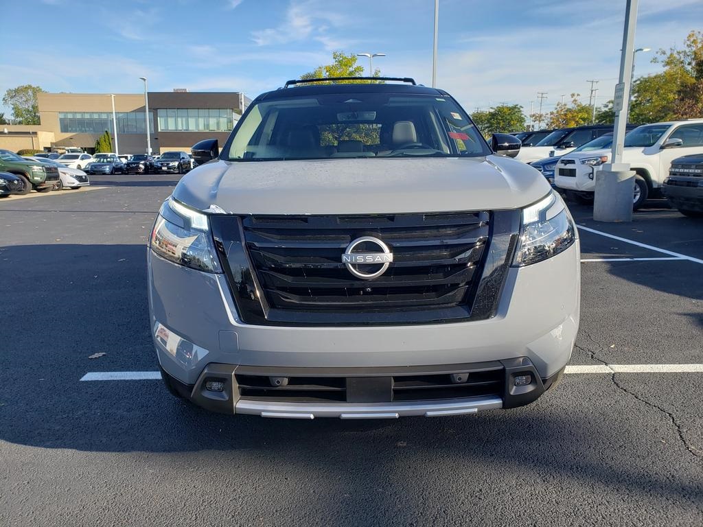 new 2025 Nissan Pathfinder car, priced at $46,496