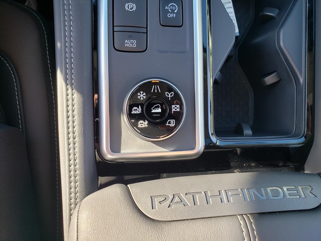 new 2025 Nissan Pathfinder car, priced at $46,496