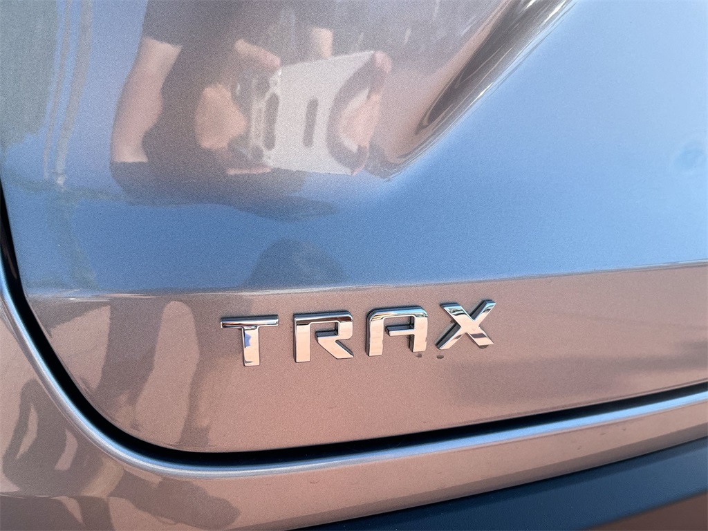 new 2025 Chevrolet Trax car, priced at $23,342