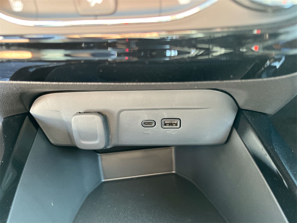 new 2025 Chevrolet Trax car, priced at $23,342