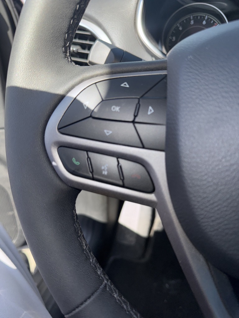 used 2022 Jeep Cherokee car, priced at $27,941