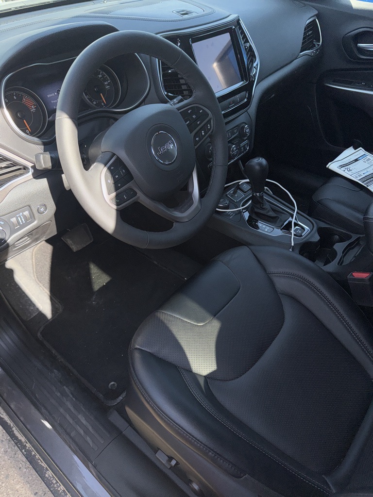 used 2022 Jeep Cherokee car, priced at $27,941