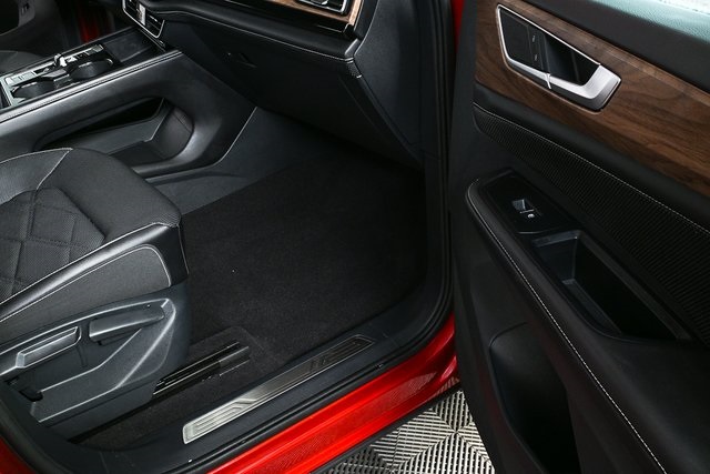 used 2024 Volkswagen Atlas car, priced at $39,900