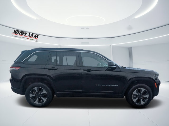 used 2024 Jeep Grand Cherokee car, priced at $25,438