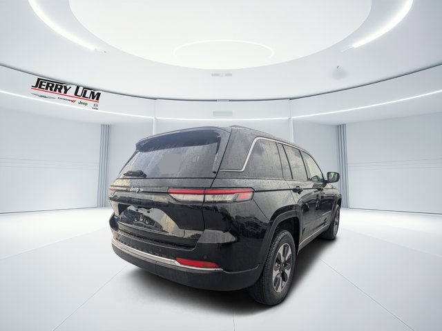 used 2024 Jeep Grand Cherokee car, priced at $25,438