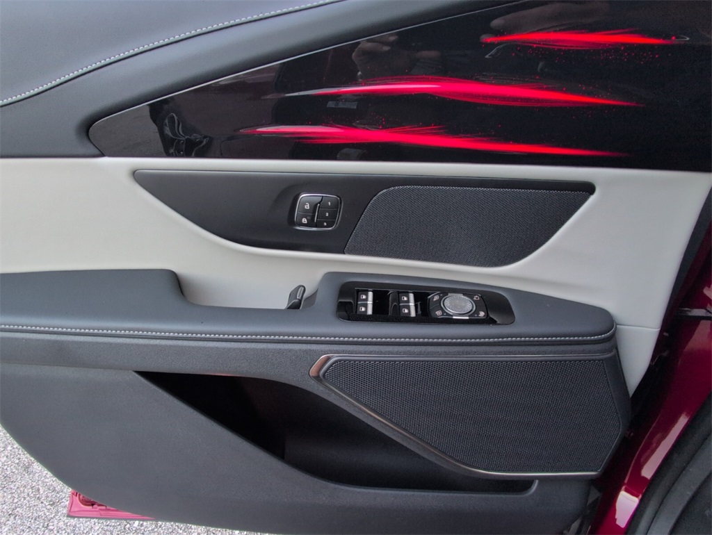 new 2025 Lincoln Nautilus car, priced at $54,514