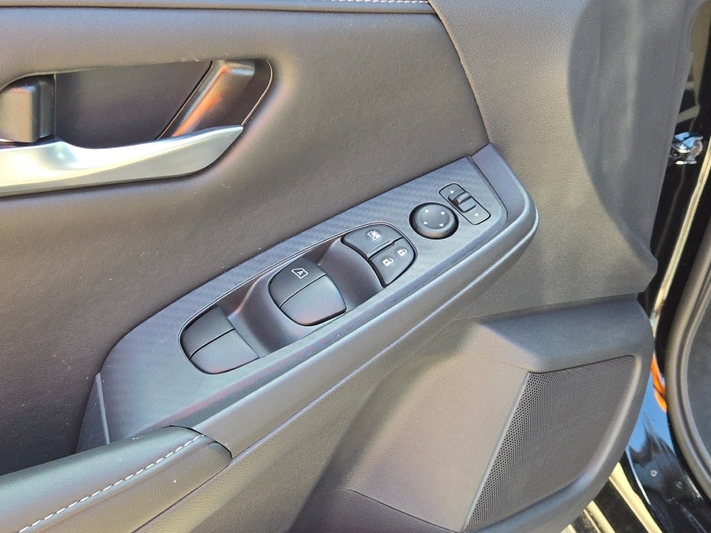 new 2025 Nissan Sentra car, priced at $24,245
