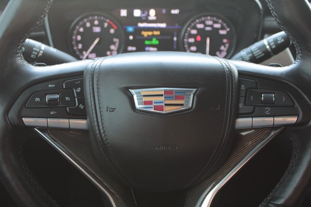 used 2024 Cadillac XT6 car, priced at $46,545