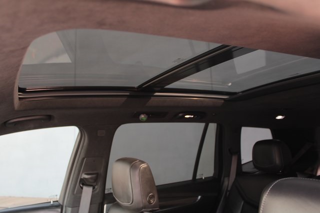 used 2024 Cadillac XT6 car, priced at $46,545