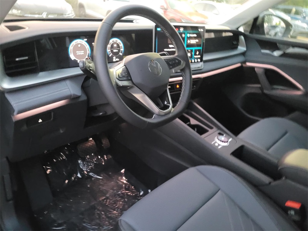 new 2025 Volkswagen Tiguan car, priced at $33,527
