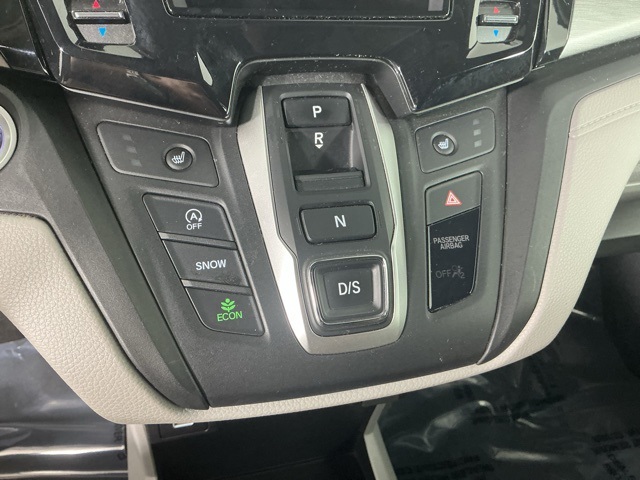 used 2024 Honda Odyssey car, priced at $35,991