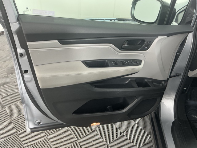 used 2024 Honda Odyssey car, priced at $35,991