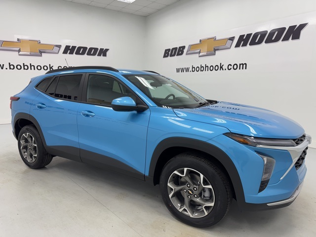 new 2025 Chevrolet Trax car, priced at $24,490