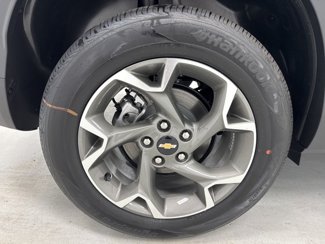 new 2025 Chevrolet Trax car, priced at $24,490