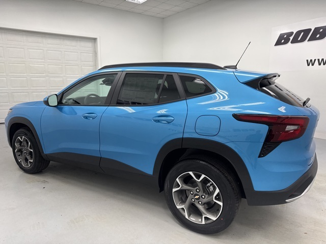 new 2025 Chevrolet Trax car, priced at $24,490