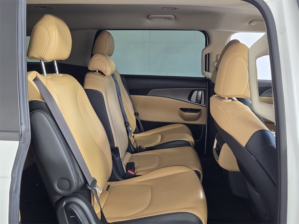 used 2022 Kia Carnival car, priced at $22,588