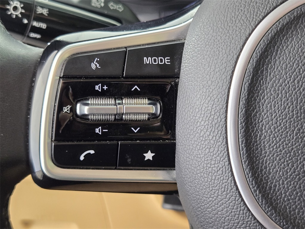 used 2022 Kia Carnival car, priced at $22,588