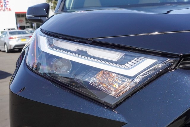 new 2025 Toyota RAV4 Hybrid car