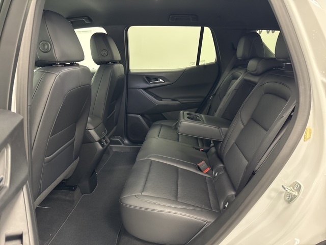 new 2026 Chevrolet Equinox car, priced at $33,840