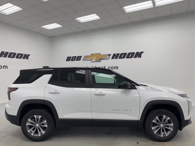 new 2026 Chevrolet Equinox car, priced at $33,840