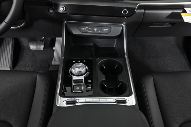 new 2025 Kia Carnival Hybrid car, priced at $49,604