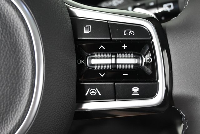 new 2025 Kia Carnival Hybrid car, priced at $49,604