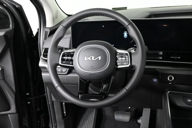 new 2025 Kia Carnival Hybrid car, priced at $49,604