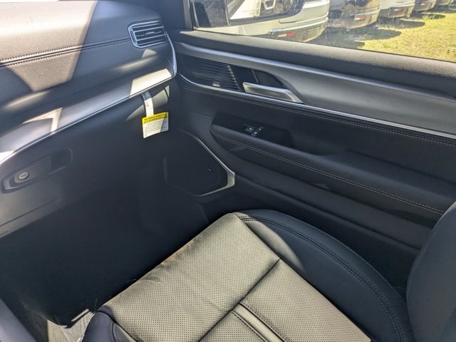 new 2025 Jeep Wagoneer L car, priced at $74,080
