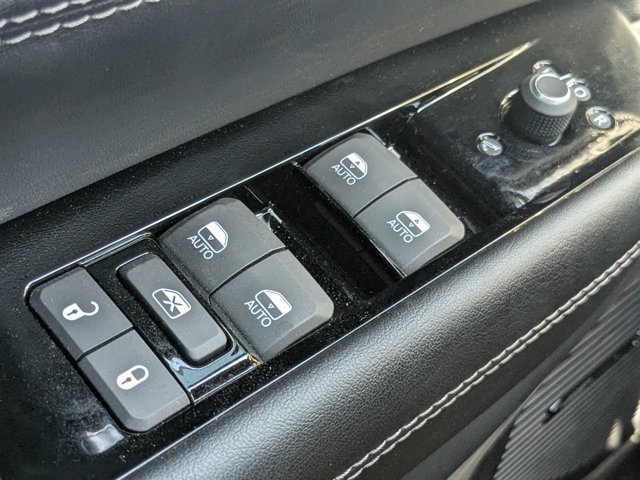 new 2025 Jeep Wagoneer L car, priced at $74,080
