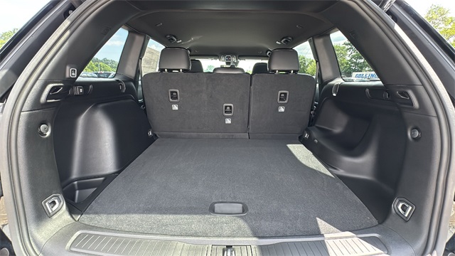 new 2025 Jeep Grand Cherokee car, priced at $45,025