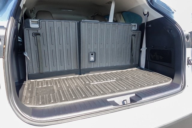 used 2022 Toyota Highlander car, priced at $32,844