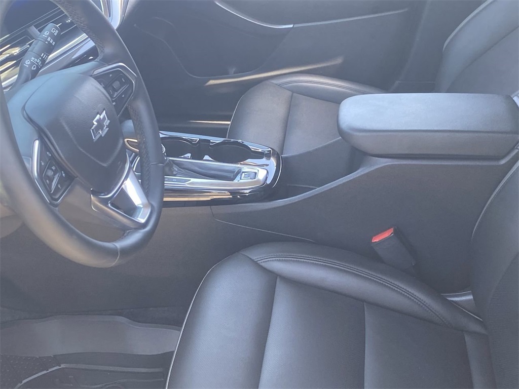 used 2024 Chevrolet Trax car, priced at $21,991
